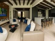 EN VENTA CASA UNIFAMILIAR EN TUMBACO INTERVALLES RUTA...