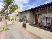 EN VENTA CHALET 3 DORM. GARAGE QUINCHO PATIOS