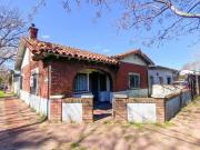 EN VENTA CHALET A REFACCIONAR EN ADROGUE
