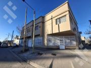 En Venta, complejo de departamentos y locales...