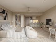 En venta con parque natural en frente a dos cuadras de...