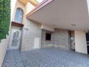 EN VENTA CUMBRES 4o. SECTOR FRENTE A PARQUE