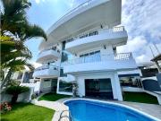 En venta departamento con vista al mar