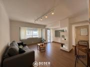 En venta departamento de 3 ambientes a la calle en Plaza...