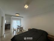 En venta departamento de un ambiente a la calle con...