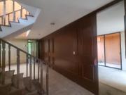 En Venta Echegaray gran oportunidad casa como terreno...