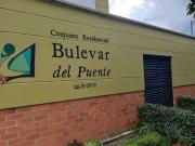 En venta economico apartamento Bulevar del puente...