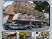 En venta Edificio con: Locales, Oficinas y apartamentos