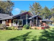 EN VENTA ESPECTACULAR CASA DE CAMPO EN FRUTILLAR