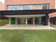 En Venta Espectacular casa en altos de palmas envigado