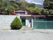 En Venta Espectacular Casa en El Marques a Pie de El vila