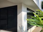 En alquiler estratégico Local Comercial Planta Baja en...