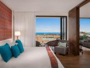 En venta estudio condo hotelero a una cuadra de la 5a en...