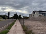 En venta exclusivo lote esquina frente a complejo arena...