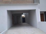 EN VENTA GRANDE Y LINDA CASA EN ZONA VALDIVIA POR AV....