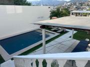 EN VENTA HERMOSA CASA