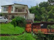 En venta hermosa casa campestre en la Florida a 12...