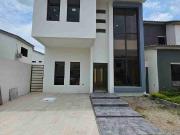 EN VENTA HERMOSA CASA EN URB COSTALMAR 2 KM18 VÍA A LA COSTA