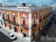EN VENTA HERMOSO EDIFICIO COLONIAL EN EL CORAZÓN DEL...