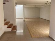 En venta linda casa en Fraccionamiento, muy cerca de...