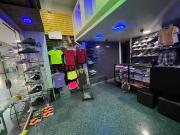 EN VENTA LOCAL CON FONDO DE COMERCIO EN C.C en Naguanagua