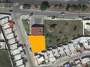 En Venta, lote comercial junto a Oxxo en Paseos de...