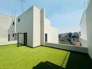 En Venta Lujosa Casa En La Herradura Recién Remodelada