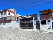 En venta moderna casa 2 dormitorios en Conjunto...