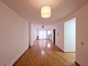 En Venta! Monoambiente Amplio con Balcón y Patio –...