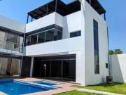 EN VENTA PRECIOSA CASA NUEVA EN BURGOS