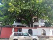 En venta propiedad con 3 casas en Ceibos Santa Cecilia