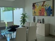 EN VENTA RESID. CUMBRES, 3 REC. CON BAÑO, ALBERCA,...