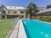 EN VENTA SAN ISIDRO B° CERRADO LA EMBAJADA 5 DORM...