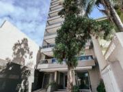 EN VENTA SEMIPISO ZONA PARQUE, DOS DORMITORIOS COCHERA Y...