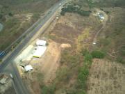 En venta terreno con construcción en vía la costa,...