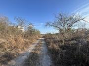 En Venta, Terreno de 2,000 m2 en Zona Country, en...