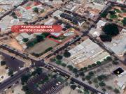 EN VENTA TERRENO MEDIANERO DE GRAN EXPOSICIÓN COMERCIAL...