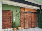 EN VENTA TORRE CON TRES DEPARTAMENTOS, COLONIA AMERICANA