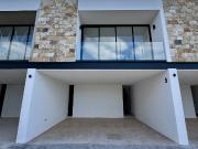 EN VENTA TOWNHOUSE EN SAUCES, CHOLUL | SE ACEPTA INFONAVIT |