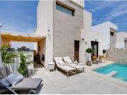 En Venta Villa Independiente seminueva, Ciudad Quesada...