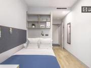 Nuevo Alquiler de habitaciones en Apartamento de 6...