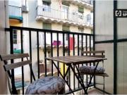 Encantador apartamento de 3 dormitorios con balcón en...