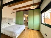 Encantador Ático con Terraza Privada en El Raval