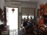 Encantador Bungalow en Planta Baja con Jardín y...