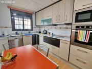 Encantador Chalet con Piscina Privada en Aspe