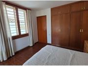 Encantador chalet en lEscala