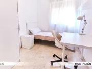 ¡Recién llegado! Habitación en Calle Campoamor, Triana Este