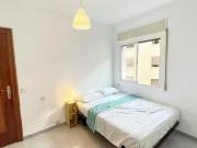 ¡Oferta! Habitación en Carrer de Carreras i Candi, Sants...