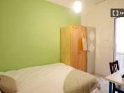 Barato Habitación en piso compartido en alquiler en Sant...