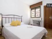 ¡Renta! Habitación enorme en un apartamento de 5...